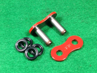 Spona řetězu pro řetěz EK 520 MRD7 červená, 1 kus 