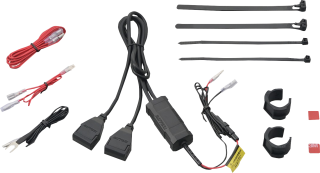 USB-A zásuvka pro motocykl DAYTONA výstup: USB (DC 5V / 2,4A), 2 PORTY  