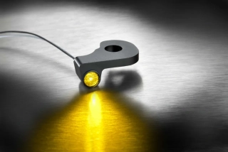 Led blinkr na řidítka motocyklu KELLERMANN DASH A 187.115 pro HARLEY DAVIDSON SOFTAIL rok 2018 a výš, pozice montáže přední pravá strana, 1 kus, rozměr 11 x 48 x 13 mm 