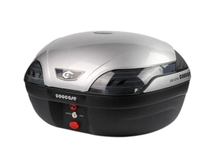 Moto kufr COOCASE S48 ASTRA barva stříbrná/šedá metalíza, červené zabarvení krytů světel 