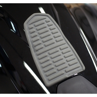 Samolepka - tank pad na nádrž motocyklu ONEDESIGN TANKPAD SOFT TOUCH ŠEDÁ rozměr 90mm x 150mm